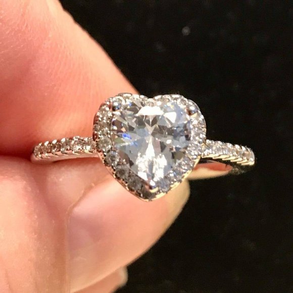 Size 9 - Beautiful 2CT Heart Cut Diamonique Platinum Plated Halo Ring - Picture 6 of 7